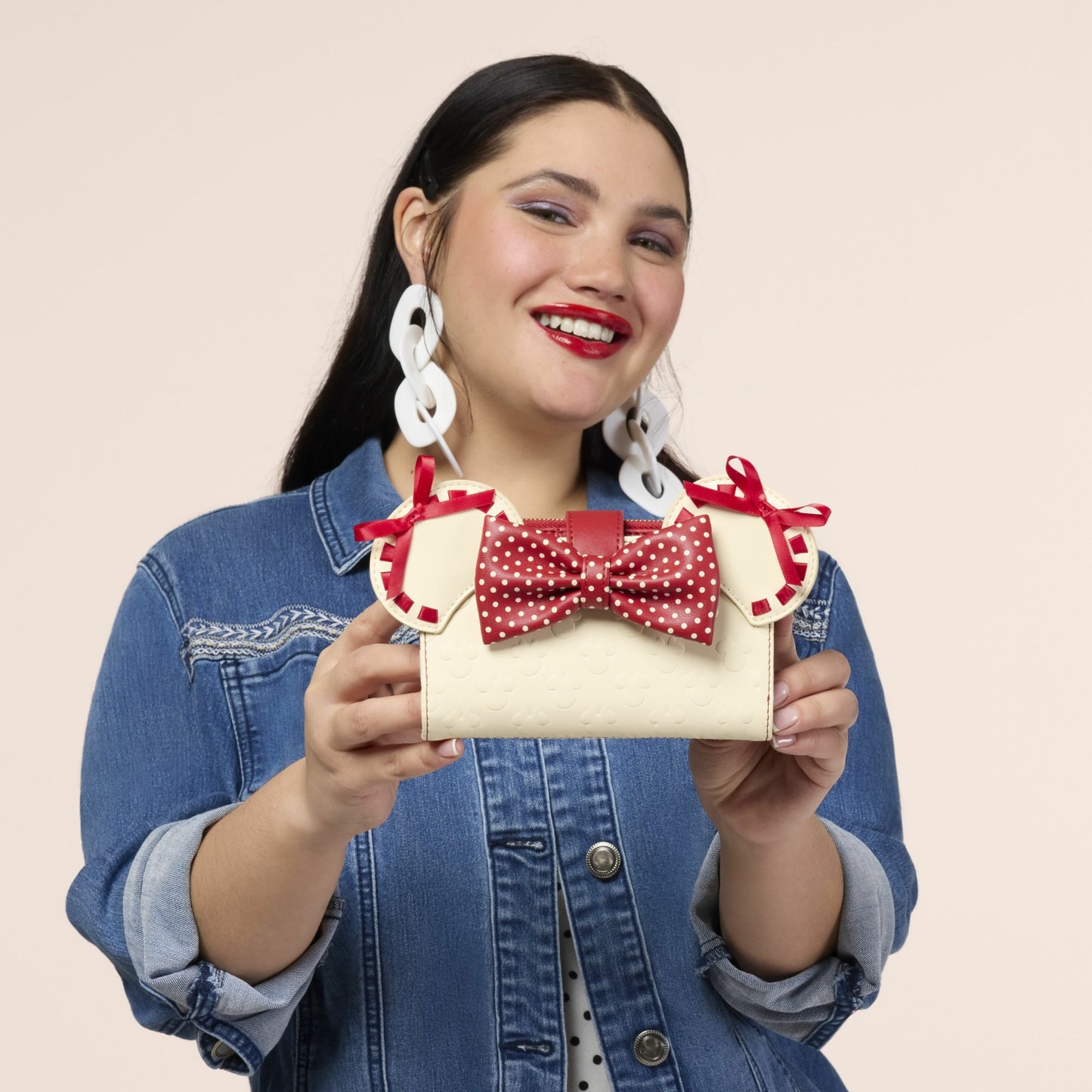 Loungefly Minnie Mouse Rocks the Dots Coquette Flap Wallet